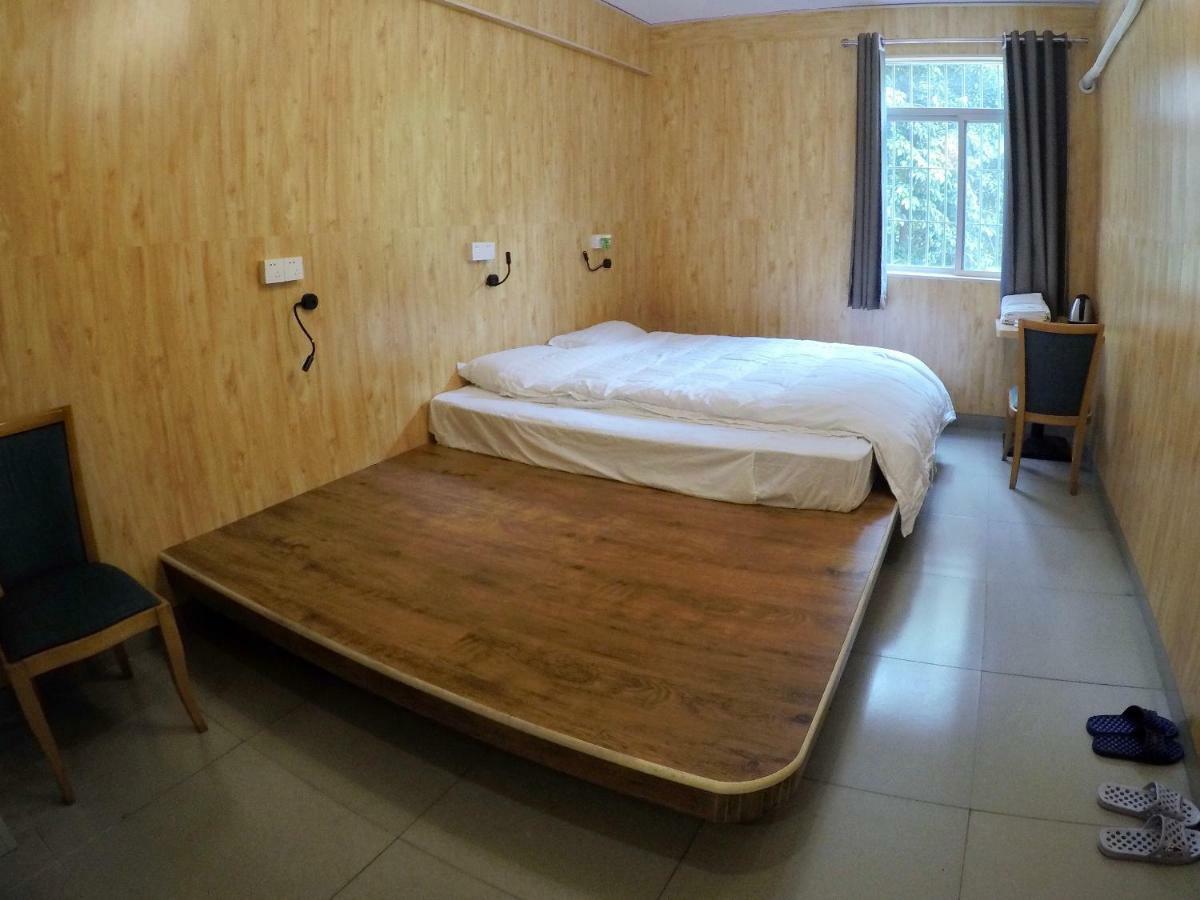 Dong Shan Gaga Hostel Guangzhou Exterior photo